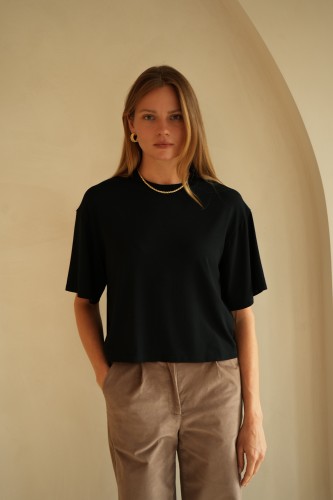 T-shirt Paula black cotton